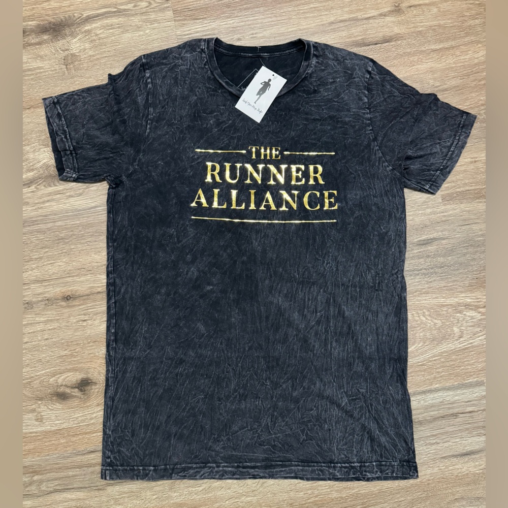 Sarah Marie Running Company NWT Runners Alliance Shirt